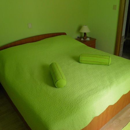 Apartment Mladinic Brac Pucisca Zewnętrze zdjęcie